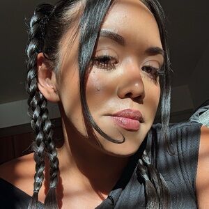 Meet your Posher, Rose